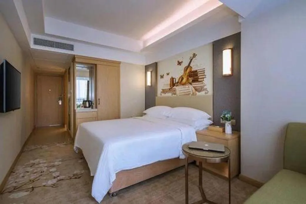 Vienna Hotel Zhengzhou East High-Speed Railway Station