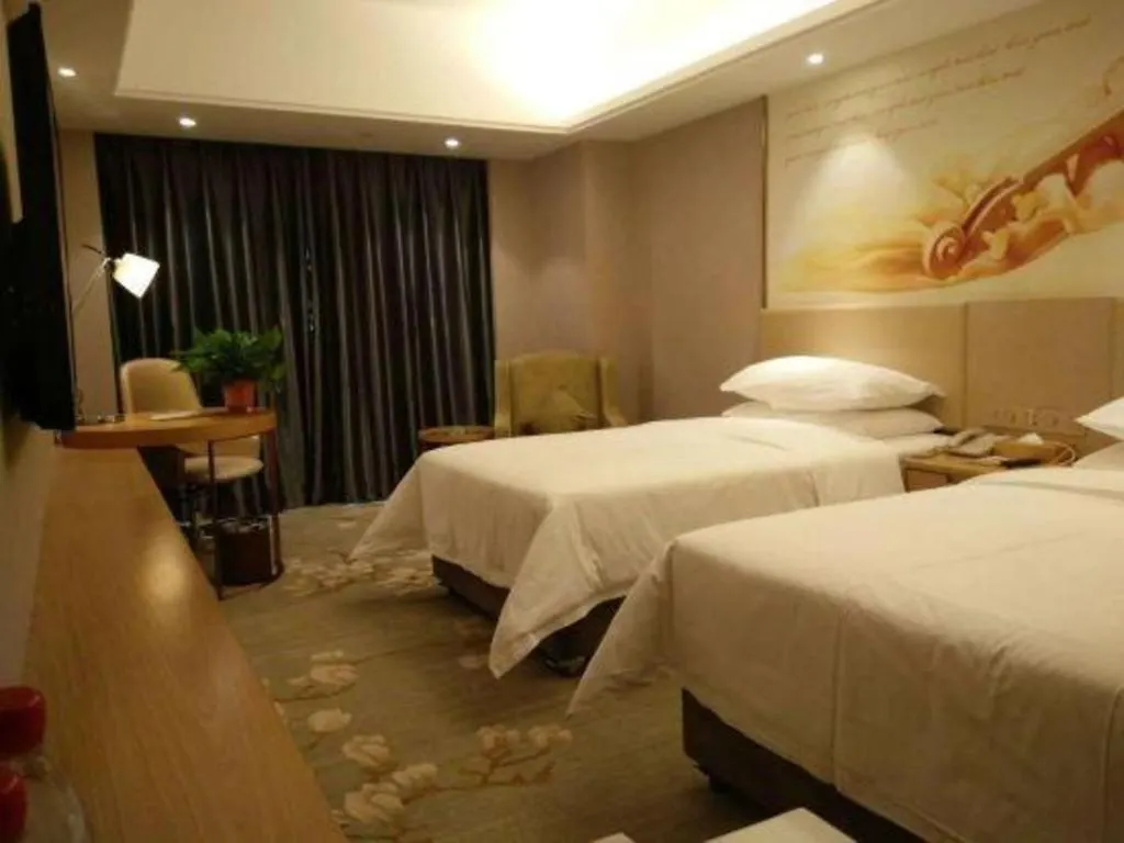 Vienna Hotel Zhengzhou East High-Speed Railway Station