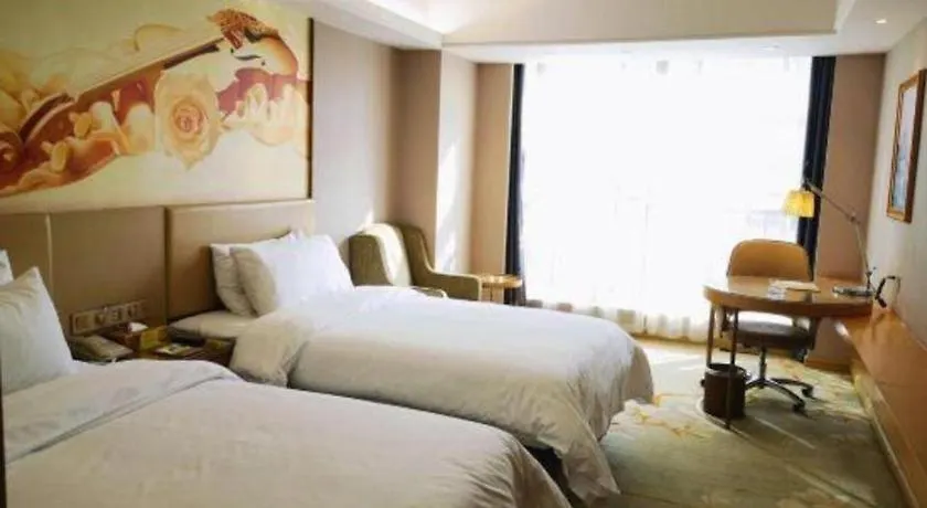 Vienna Hotel Zhengzhou East High-Speed Railway Station